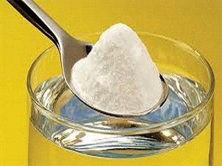 Приготовление раствора из соды для полоскания ротовой полости при ангине