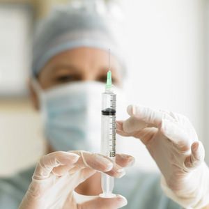 Когда делают взрослым прививку от дифтерии